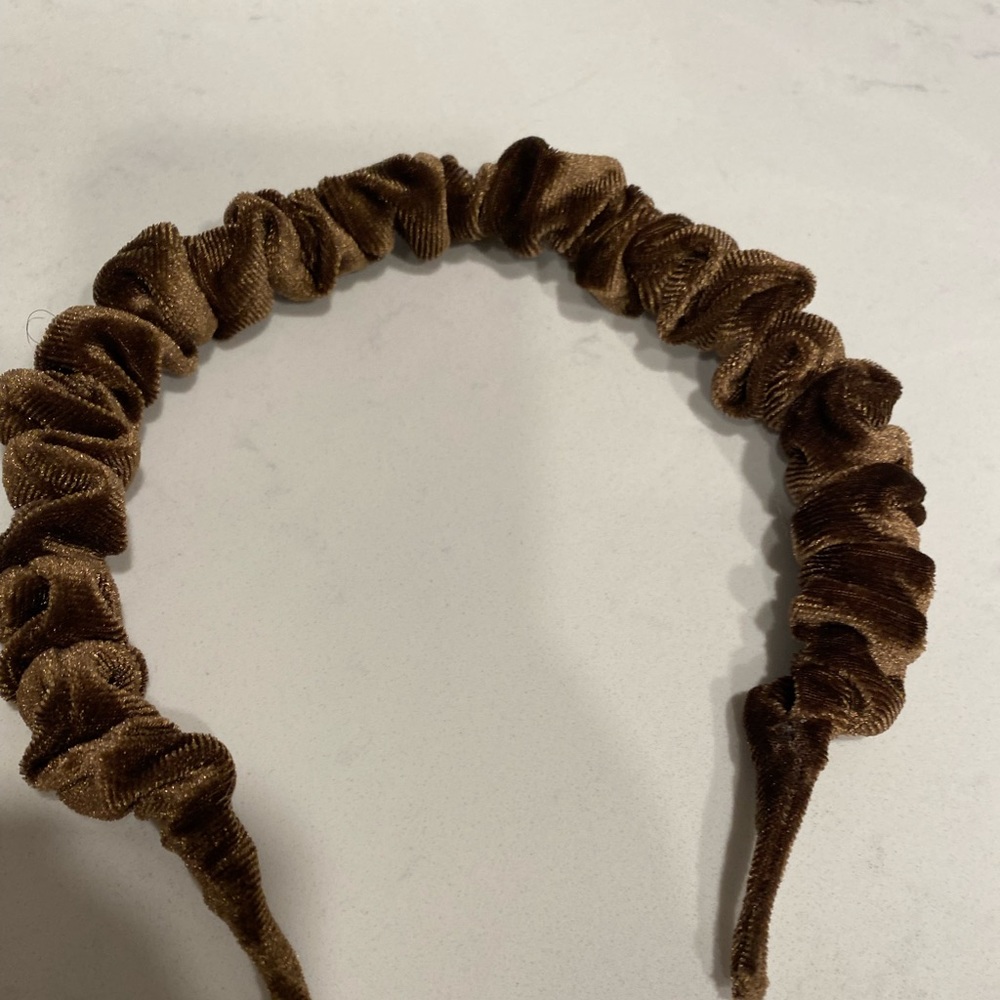 Scrunchie headband